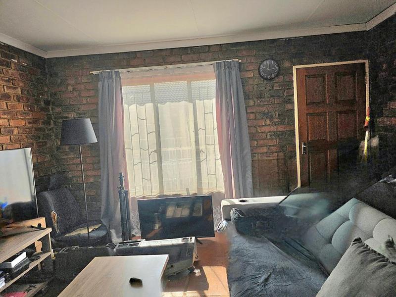 2 Bedroom Property for Sale in Elspark Gauteng