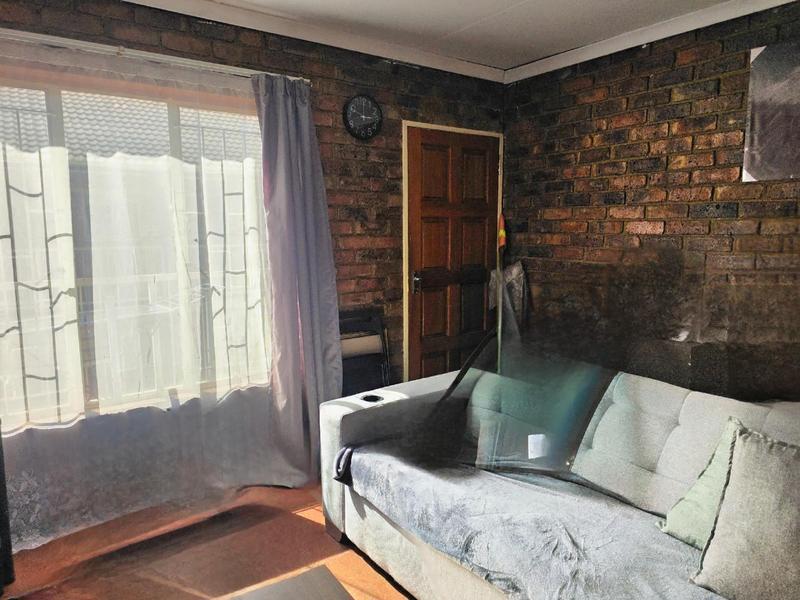 2 Bedroom Property for Sale in Elspark Gauteng