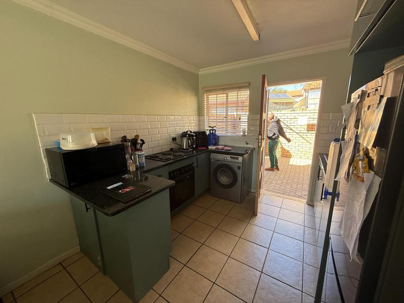 2 Bedroom Property for Sale in The Reeds Gauteng