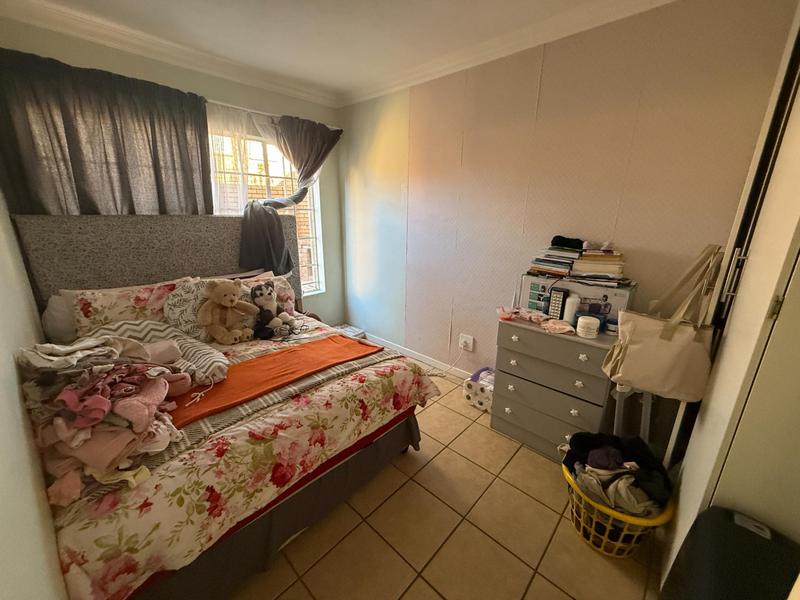 2 Bedroom Property for Sale in The Reeds Gauteng