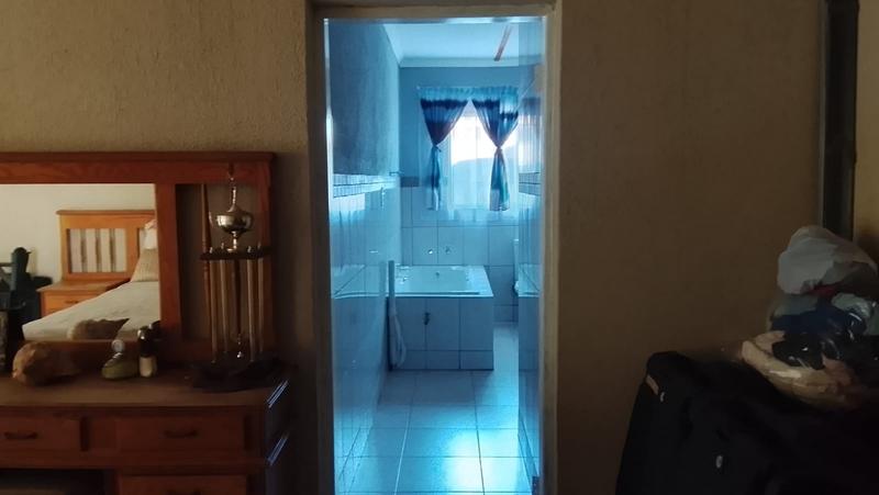 2 Bedroom Property for Sale in Randgate Gauteng