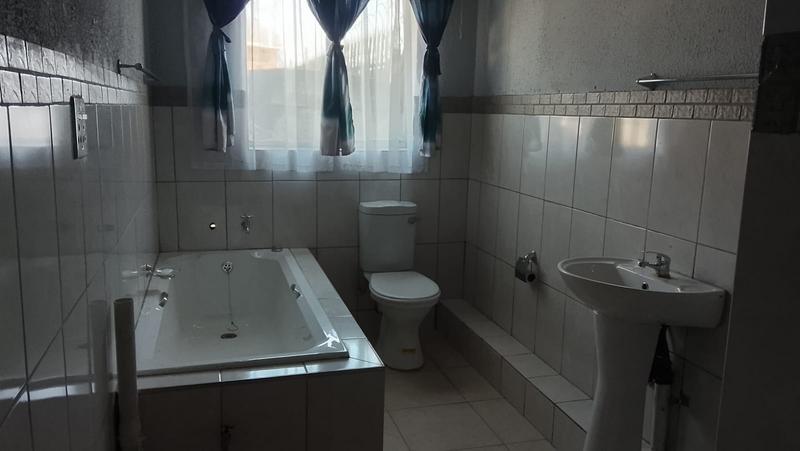 2 Bedroom Property for Sale in Randgate Gauteng