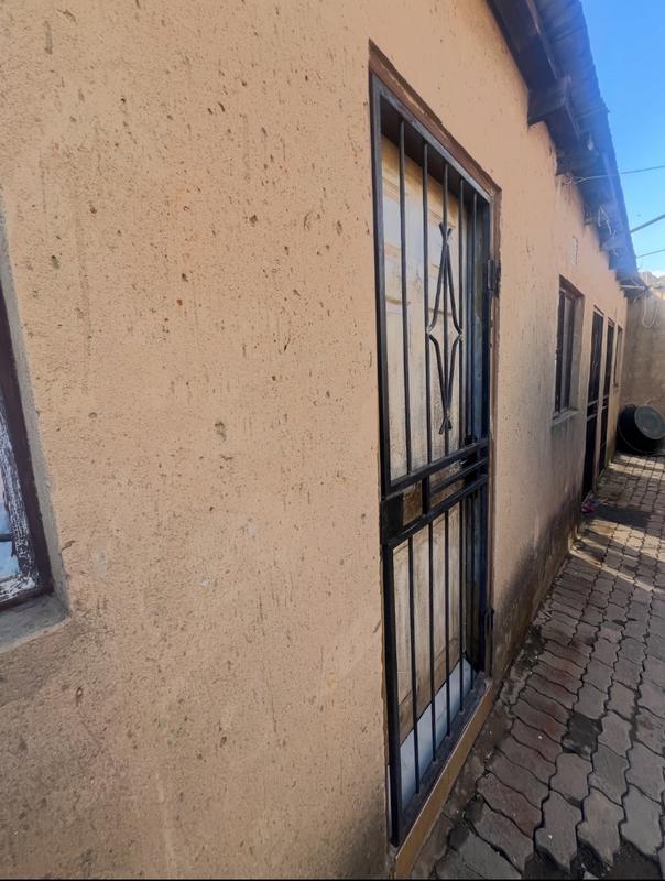 11 Bedroom Property for Sale in Tembisa Central Gauteng