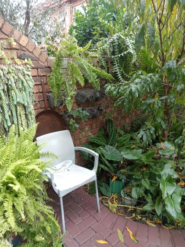 2 Bedroom Property for Sale in Dorandia Gauteng