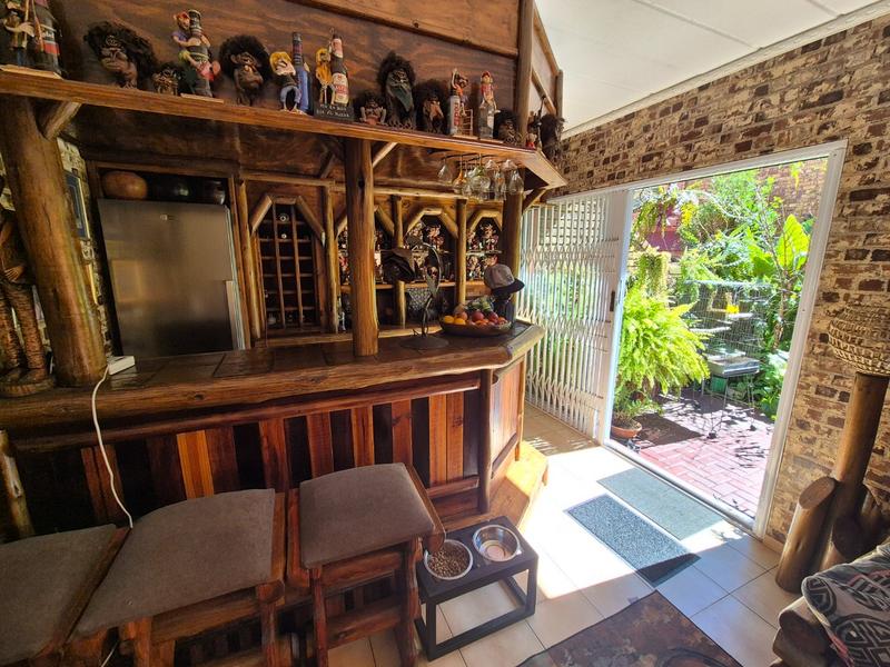 2 Bedroom Property for Sale in Dorandia Gauteng