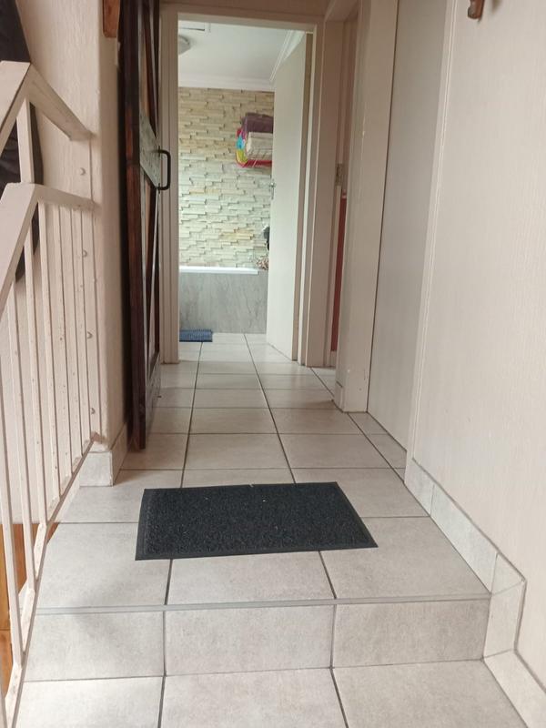 2 Bedroom Property for Sale in Dorandia Gauteng