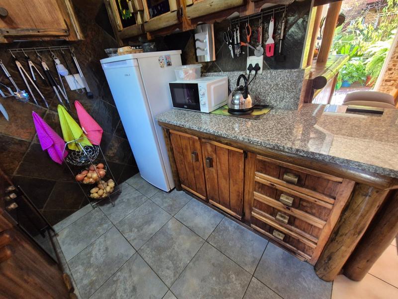 2 Bedroom Property for Sale in Dorandia Gauteng