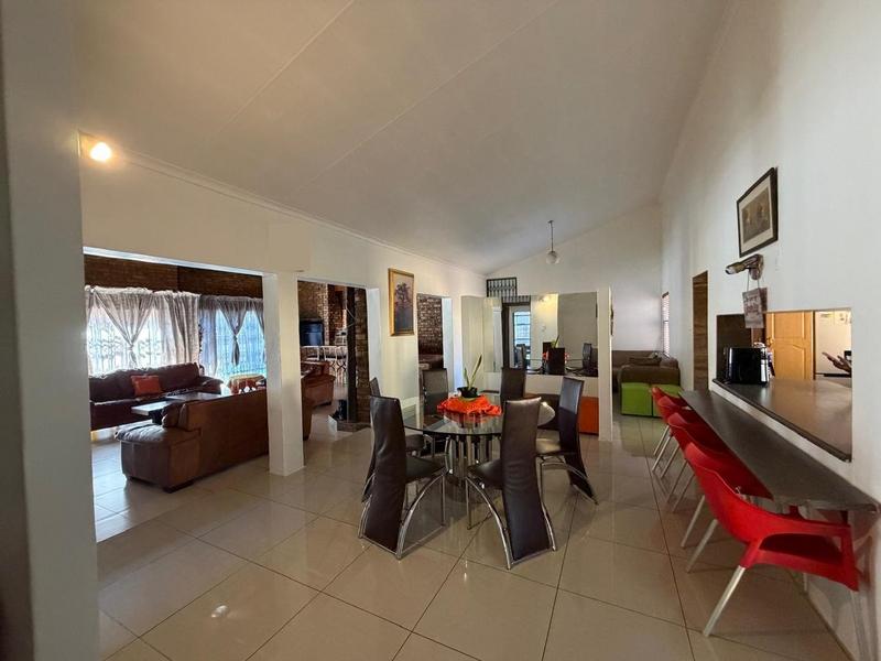 4 Bedroom Property for Sale in Theresa Park Gauteng