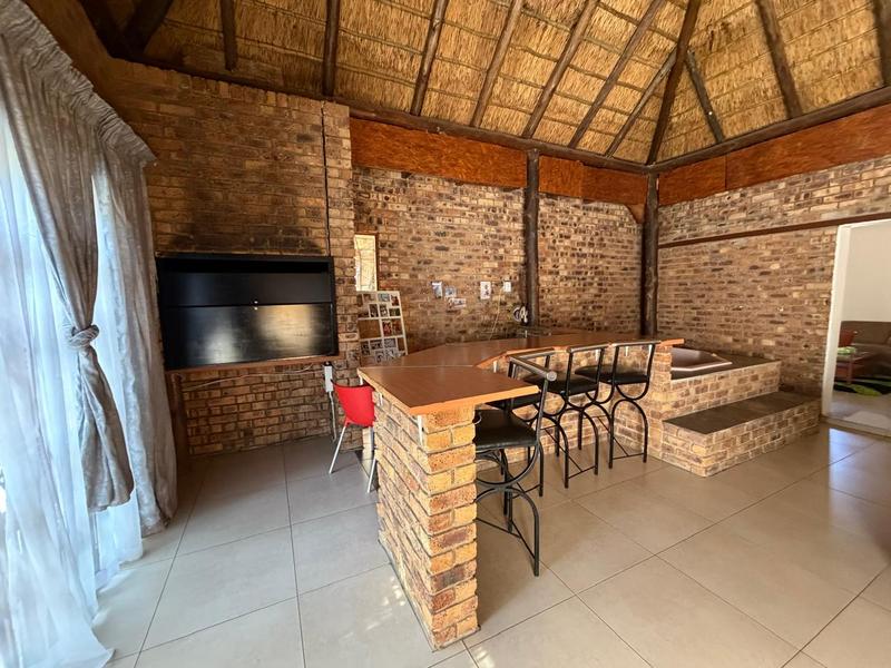 4 Bedroom Property for Sale in Theresa Park Gauteng