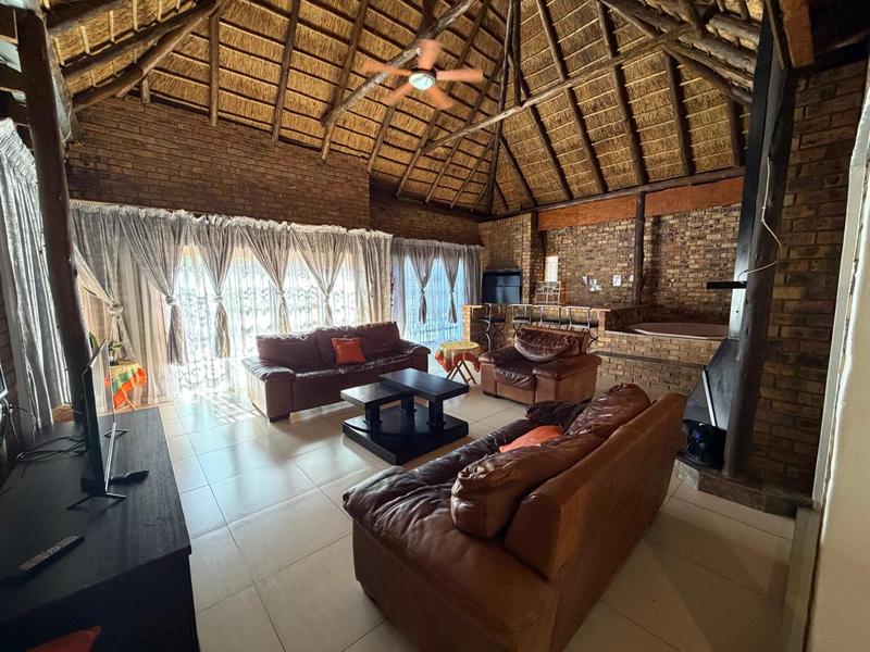 4 Bedroom Property for Sale in Theresa Park Gauteng