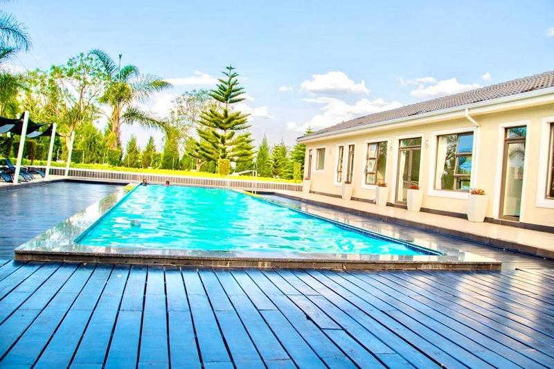 To Let 2 Bedroom Property for Rent in Fourways Gauteng