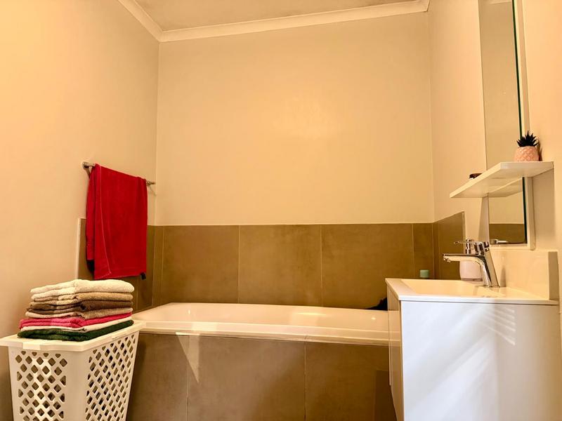 To Let 2 Bedroom Property for Rent in Morningside Gauteng