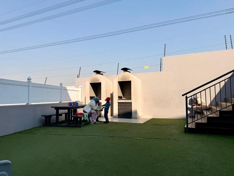 To Let 2 Bedroom Property for Rent in Morningside Gauteng