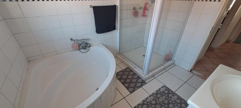 2 Bedroom Property for Sale in Boksburg North Gauteng