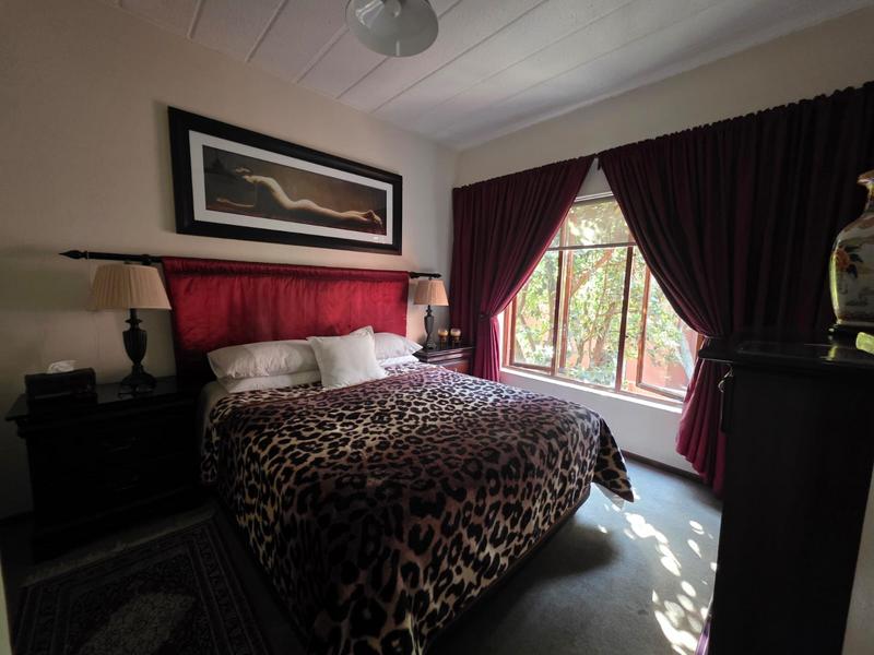 1 Bedroom Property for Sale in Sunninghill Gauteng
