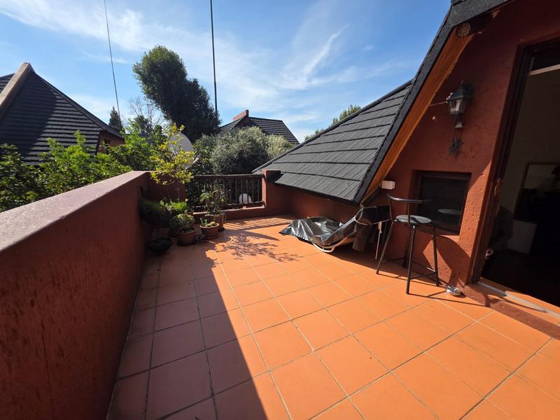 1 Bedroom Property for Sale in Sunninghill Gauteng