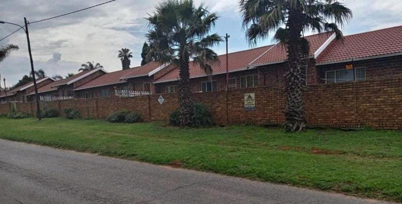 3 Bedroom Property for Sale in Groblerpark Gauteng