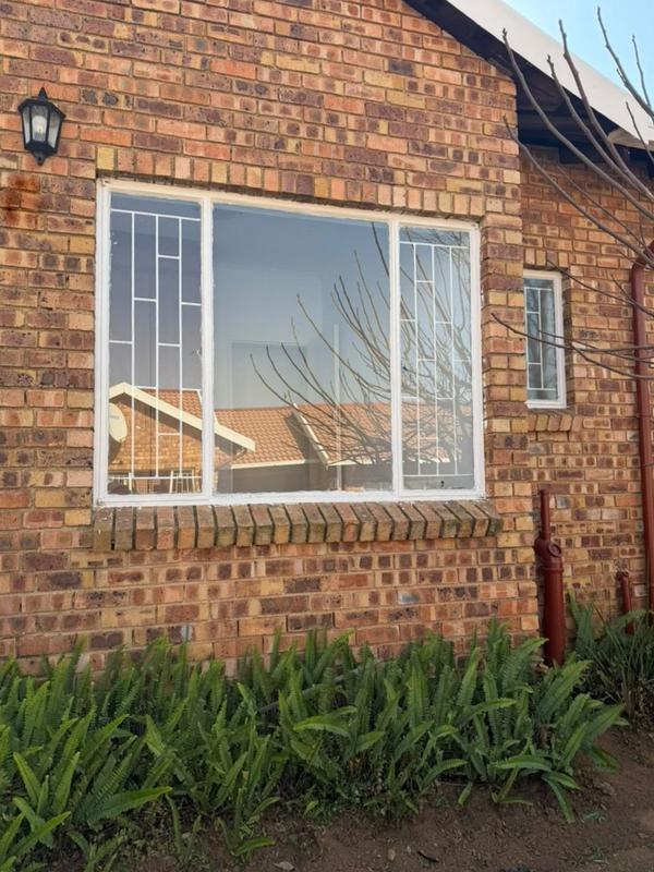 3 Bedroom Property for Sale in Groblerpark Gauteng