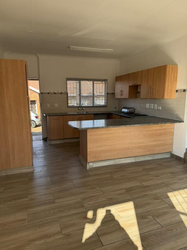 3 Bedroom Property for Sale in Groblerpark Gauteng