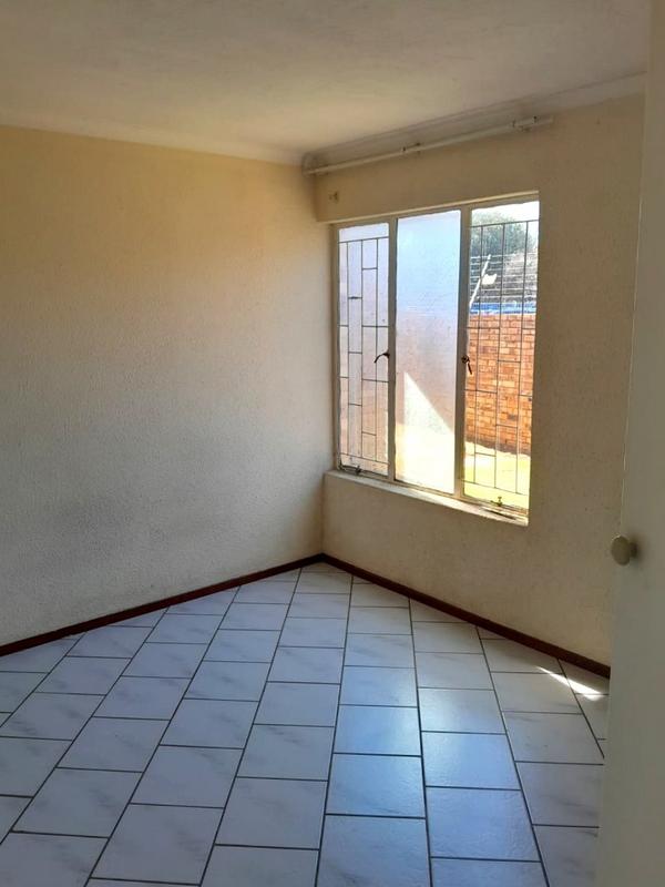 3 Bedroom Property for Sale in Groblerpark Gauteng