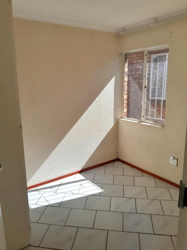 3 Bedroom Property for Sale in Groblerpark Gauteng