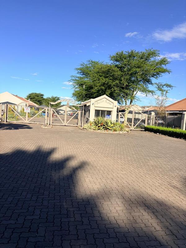 2 Bedroom Property for Sale in Eldorette Gauteng
