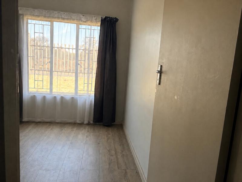 2 Bedroom Property for Sale in Eldorette Gauteng