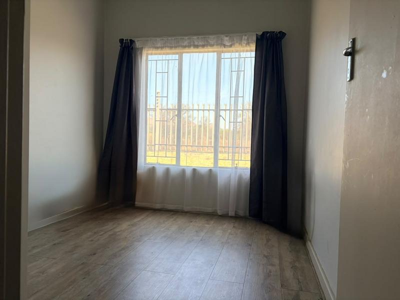 2 Bedroom Property for Sale in Eldorette Gauteng
