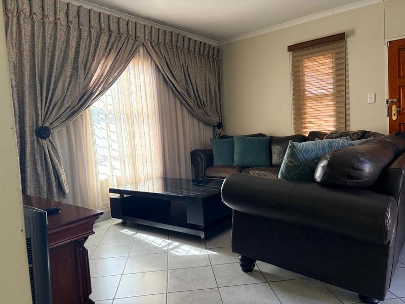 3 Bedroom Property for Sale in Kirkney Gauteng