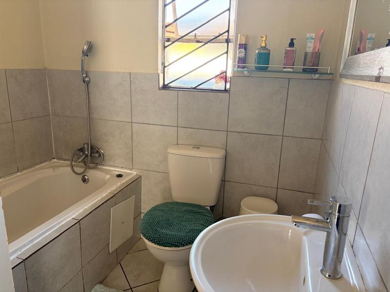 3 Bedroom Property for Sale in Kirkney Gauteng