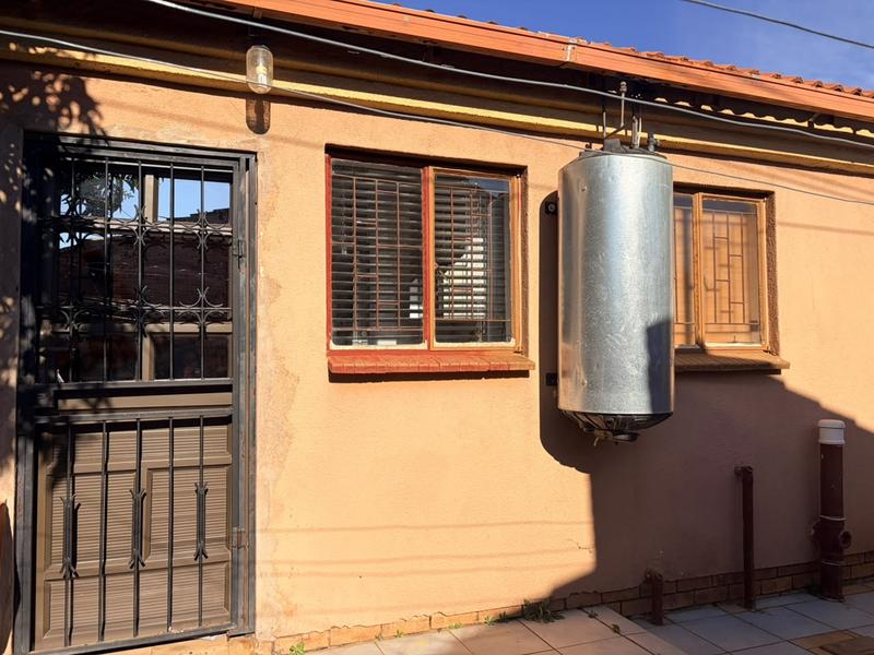 3 Bedroom Property for Sale in Soshanguve Gauteng