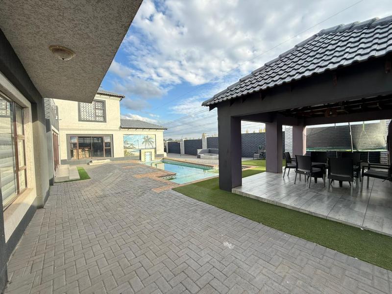 To Let 5 Bedroom Property for Rent in Three Rivers East Gauteng