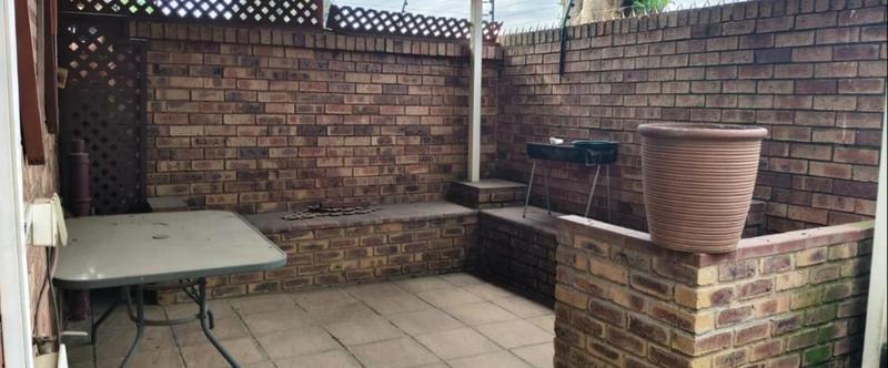 3 Bedroom Property for Sale in New Redruth Gauteng