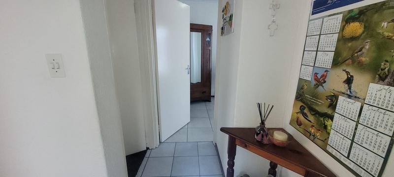 2 Bedroom Property for Sale in Mulbarton Gauteng