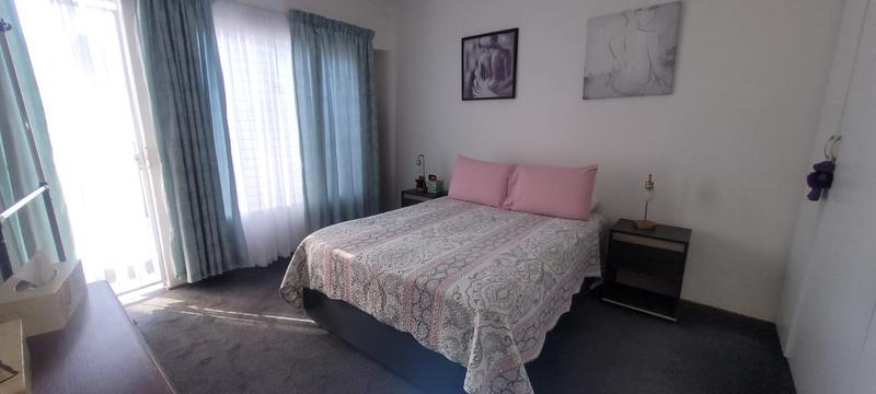 2 Bedroom Property for Sale in Mulbarton Gauteng