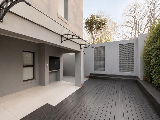 To Let 4 Bedroom Property for Rent in Bryanston Gauteng