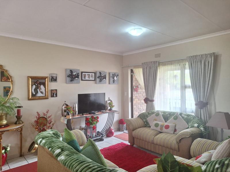To Let 2 Bedroom Property for Rent in Dalview Gauteng