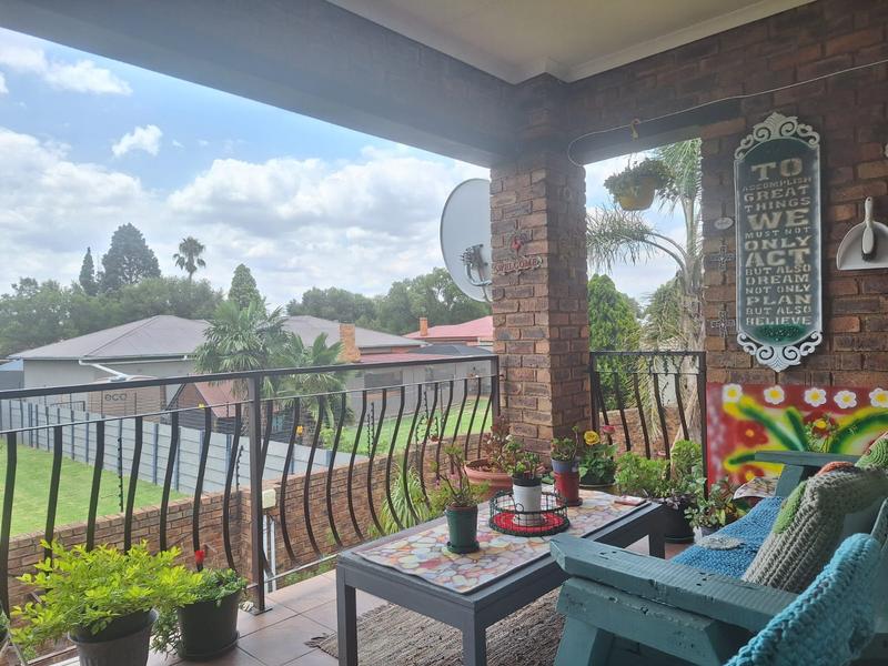 To Let 2 Bedroom Property for Rent in Dalview Gauteng