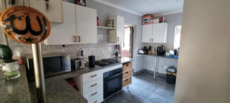 3 Bedroom Property for Sale in Eldoraigne Gauteng