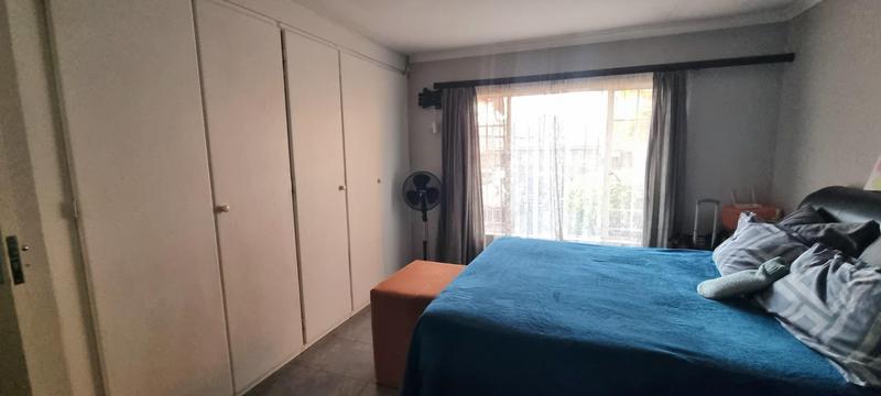 3 Bedroom Property for Sale in Eldoraigne Gauteng