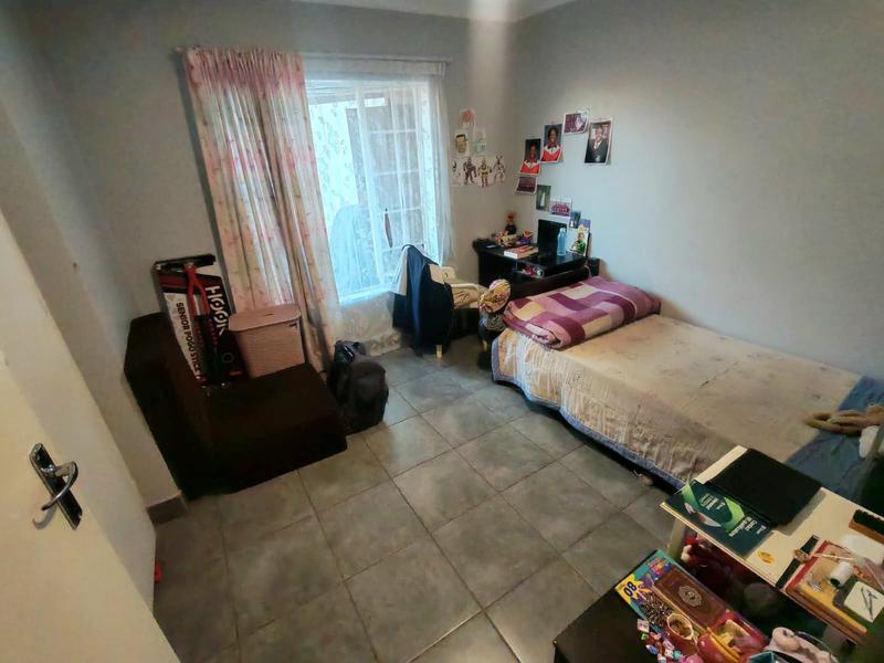 3 Bedroom Property for Sale in Eldoraigne Gauteng
