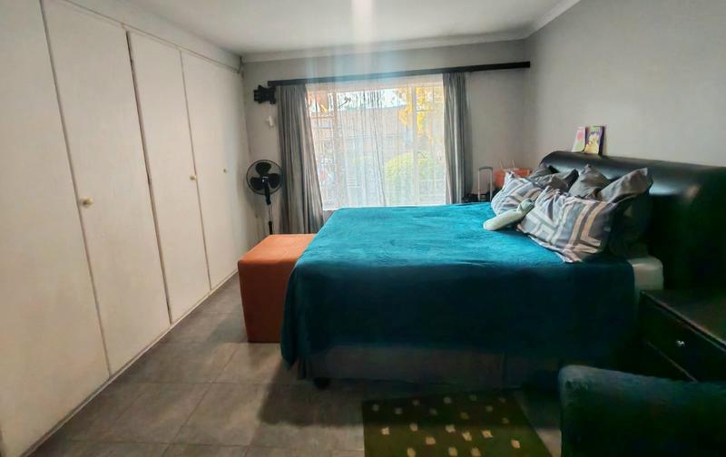 3 Bedroom Property for Sale in Eldoraigne Gauteng