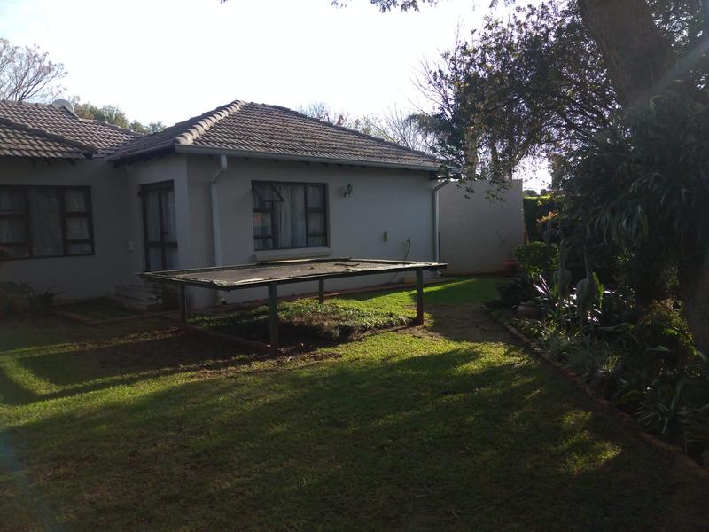 4 Bedroom Property for Sale in Wierda Park Gauteng