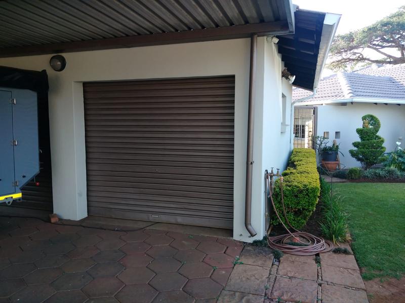 4 Bedroom Property for Sale in Wierda Park Gauteng