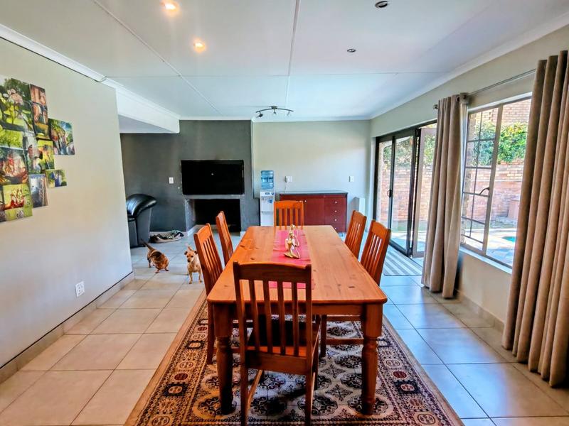 3 Bedroom Property for Sale in Wierdaglen Estate Gauteng