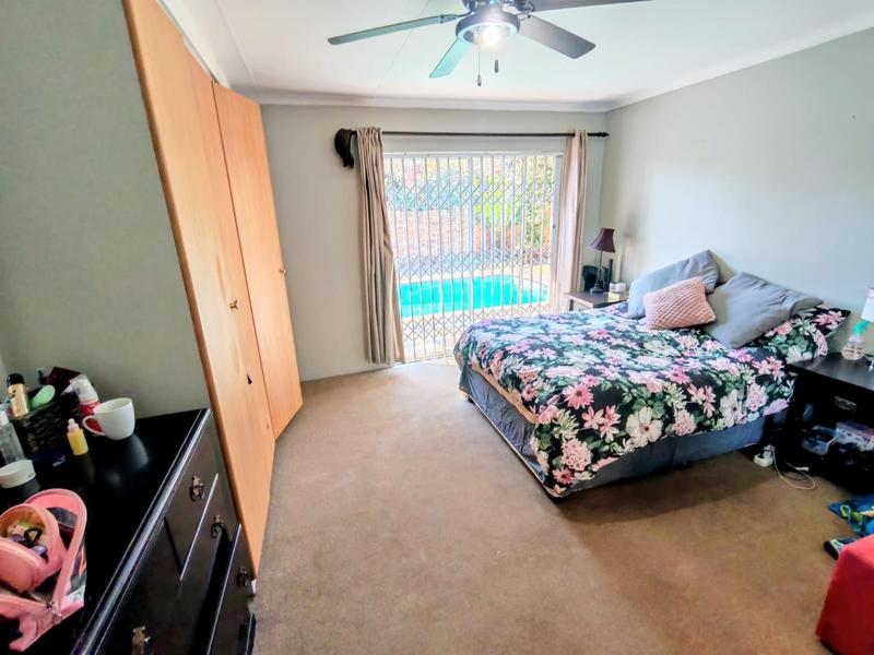 3 Bedroom Property for Sale in Wierdaglen Estate Gauteng