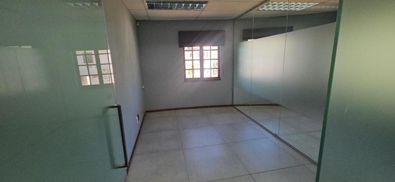To Let Commercial Property for Rent in Randjespark Gauteng