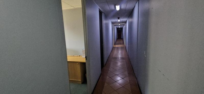 To Let Commercial Property for Rent in Randjespark Gauteng