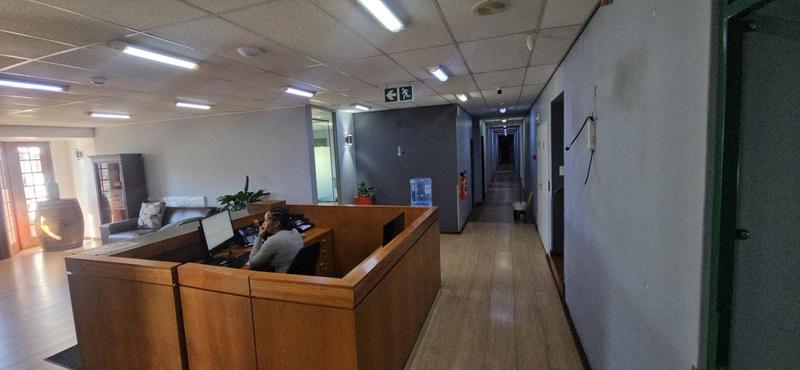 To Let Commercial Property for Rent in Randjespark Gauteng