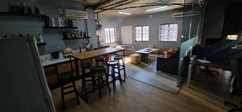 To Let Commercial Property for Rent in Randjespark Gauteng